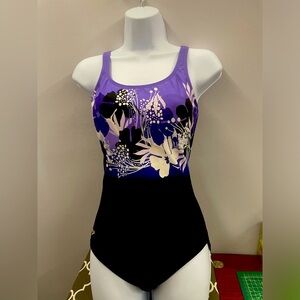 Ladies Speedo swim suit